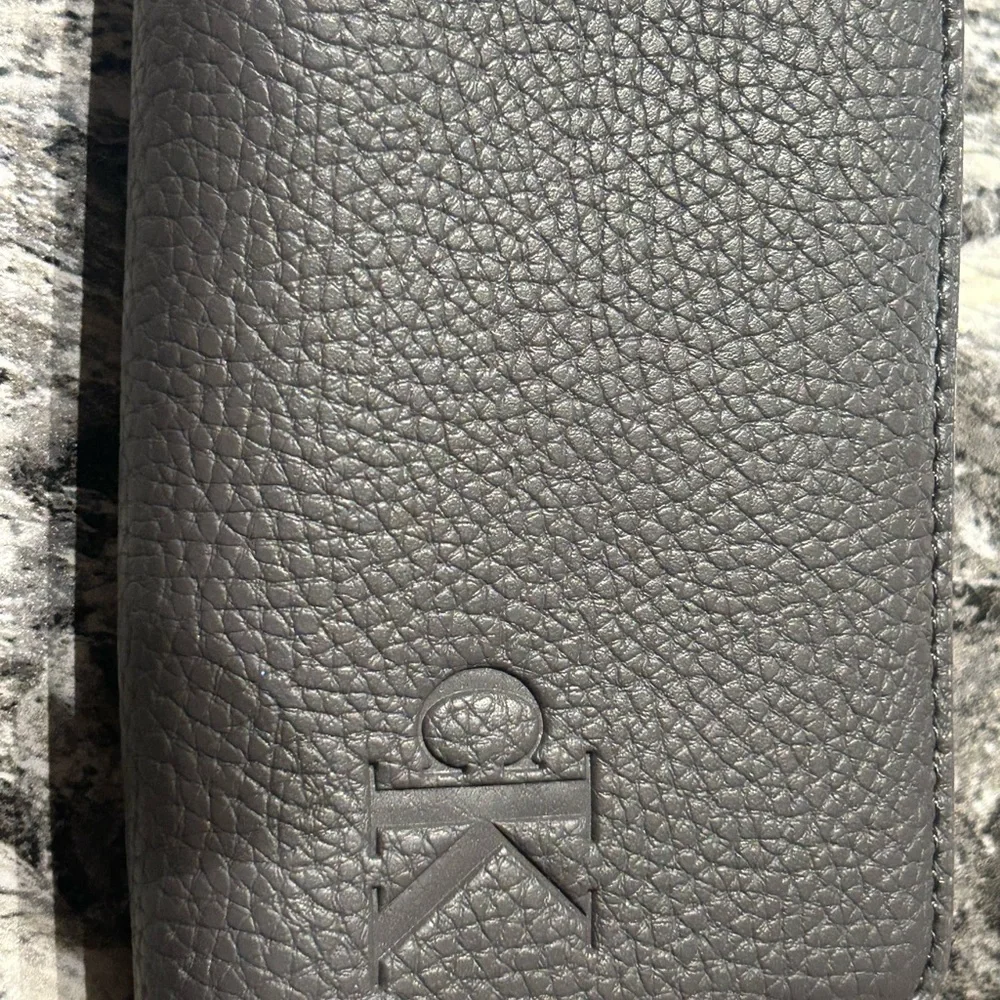 Calvin Klein gray pebbled leather zip wallet